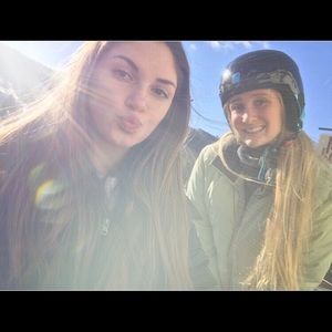 Meet your Posher, Carly